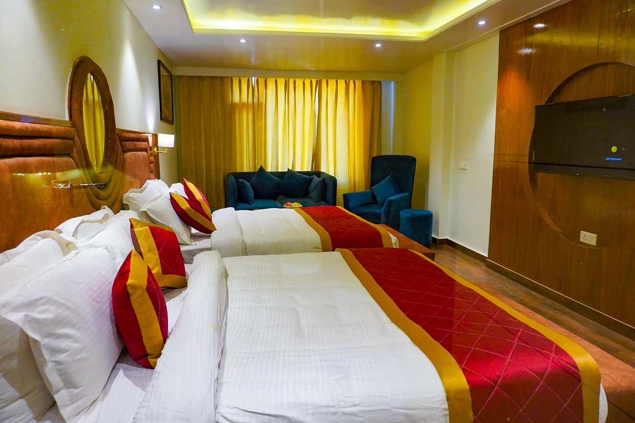 images/Juniour Suit (5).jpg